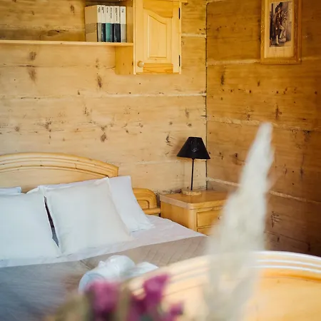 Przystan 18 Gorce W Rabce Zdroj *